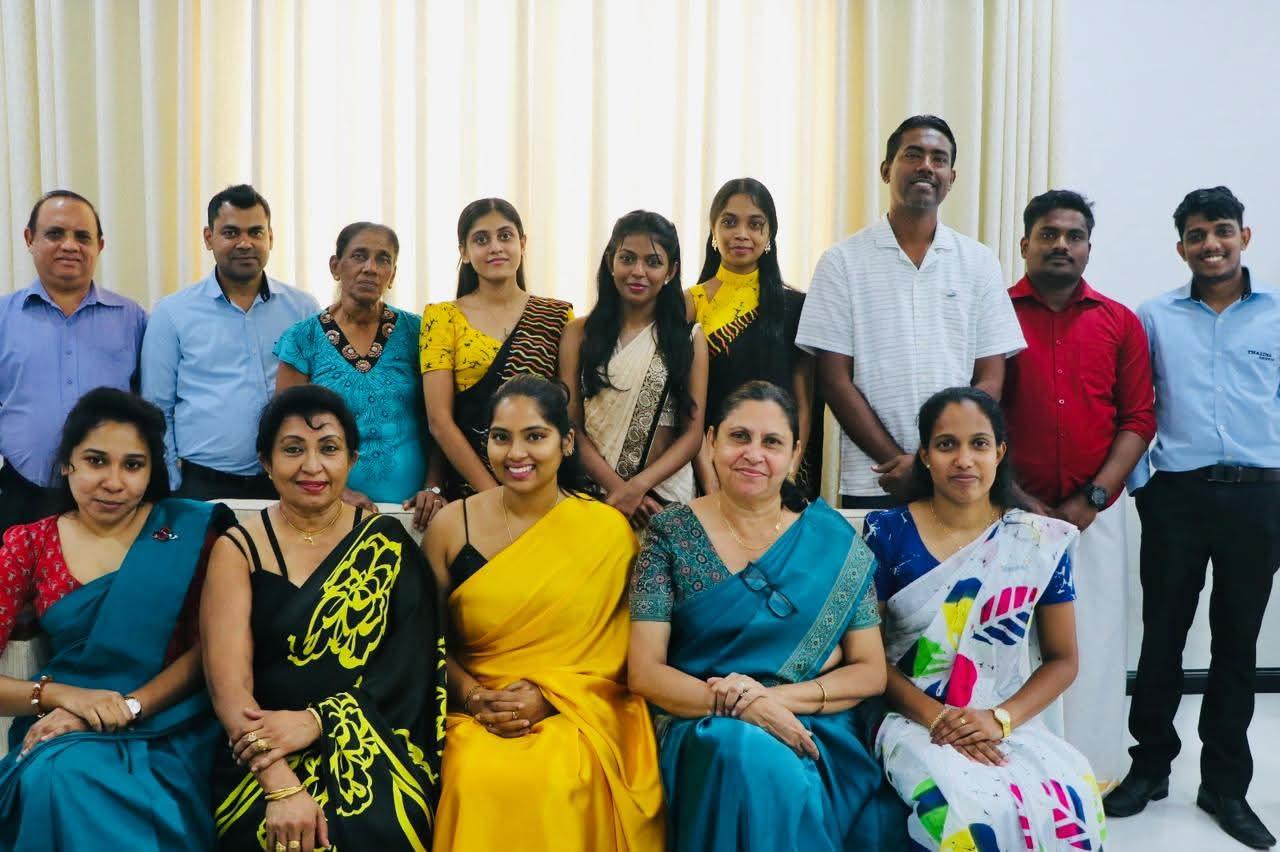 Thalina Shipping Team